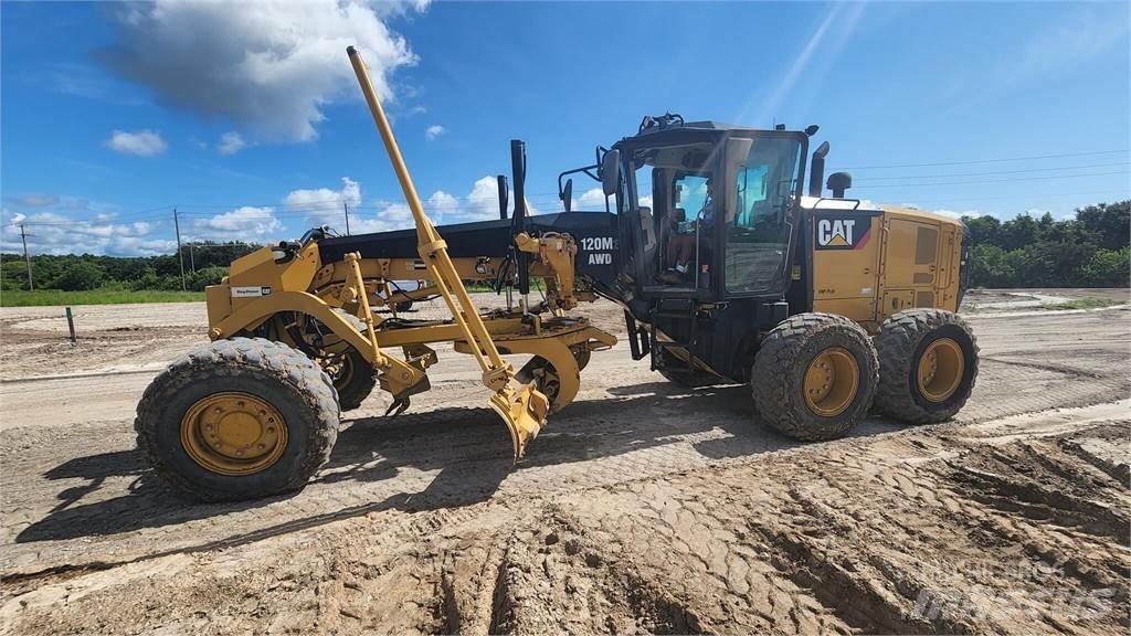 CAT 120M2 AWD Väghyvlar