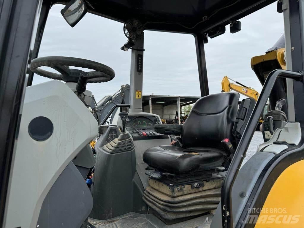 CAT 420F2 Grävlastare