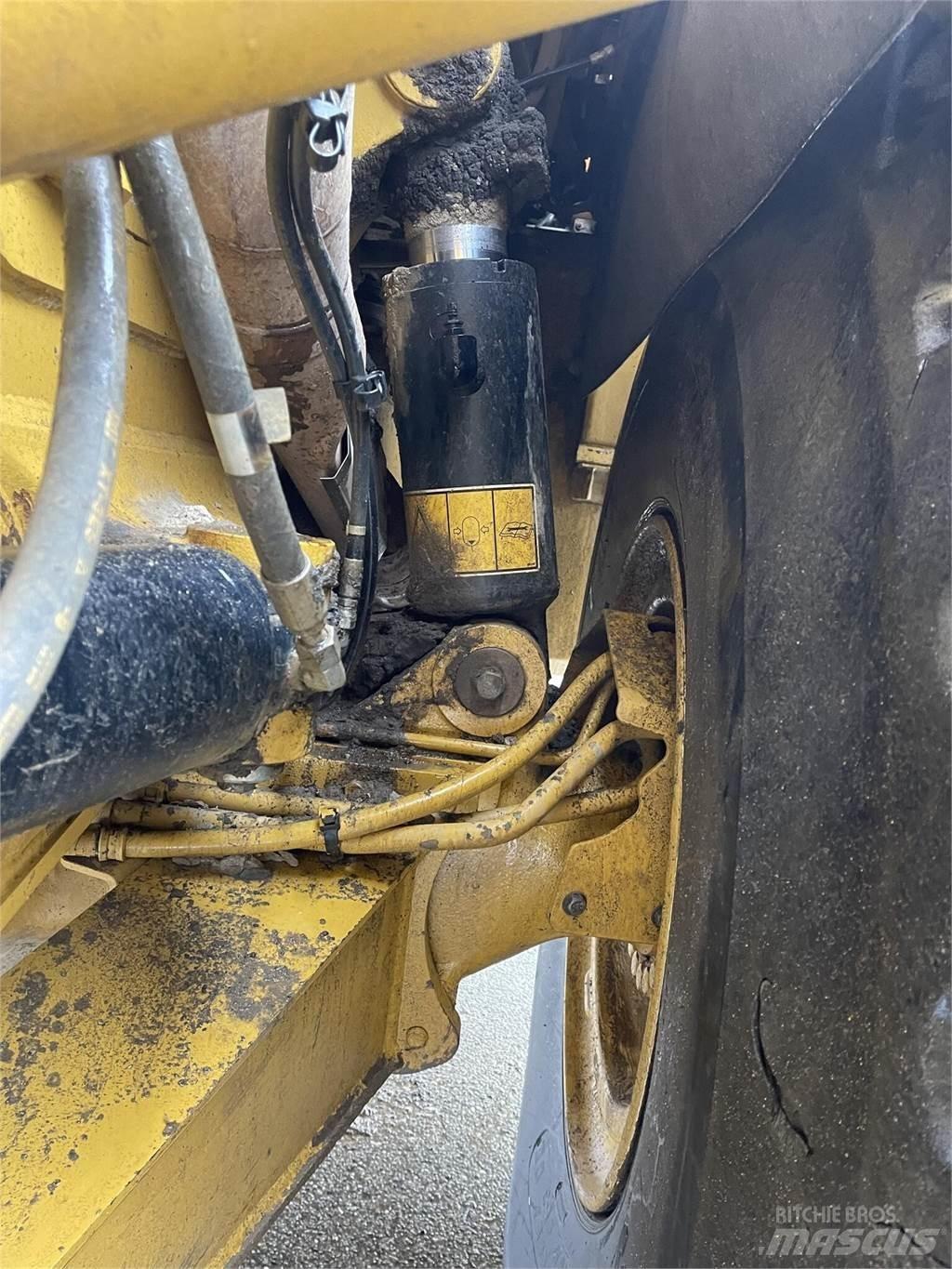 CAT 745C Midjestyrd dumper