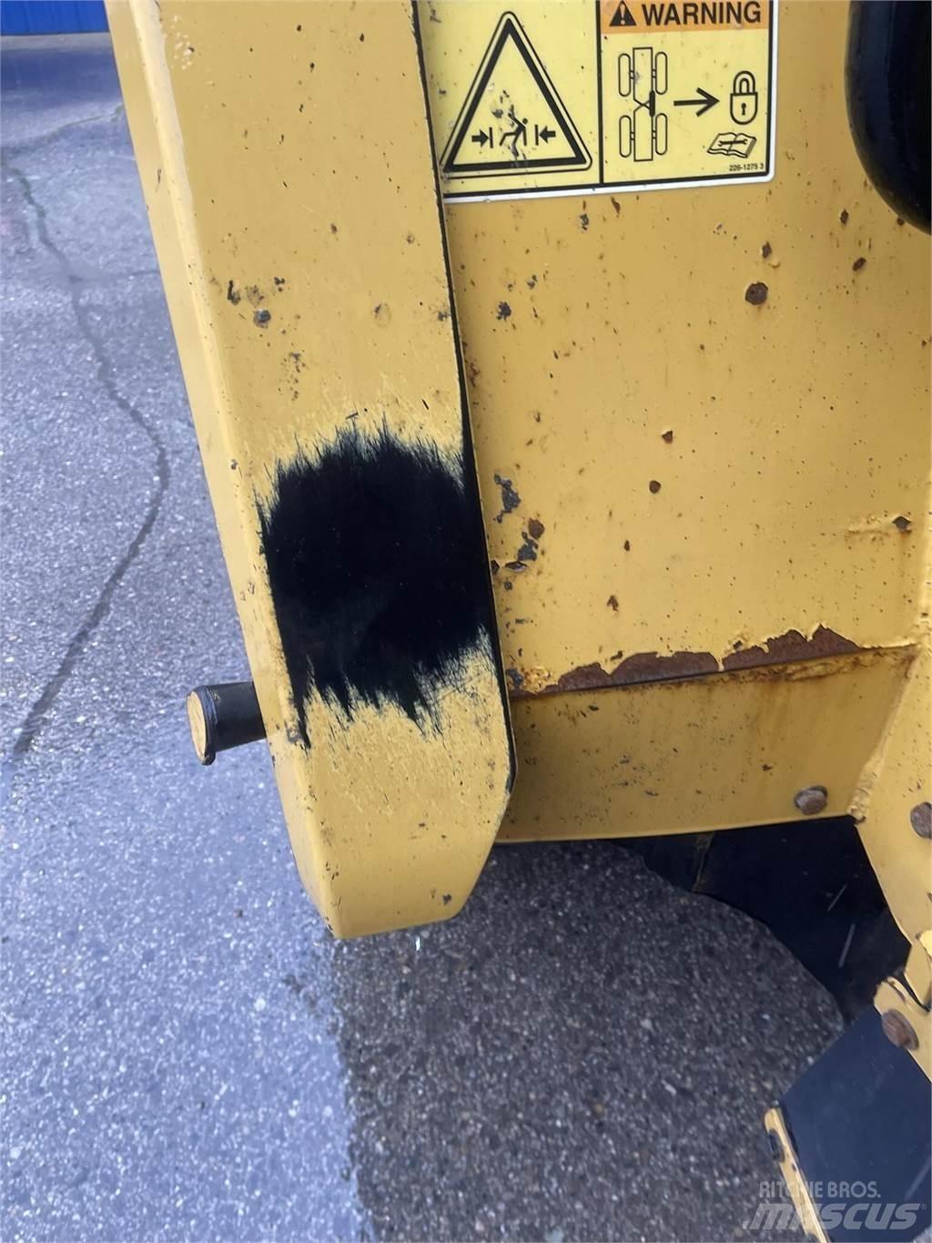 CAT 745C Midjestyrd dumper