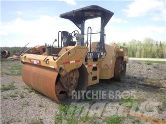 CAT CB64 Tvåvalsvältar