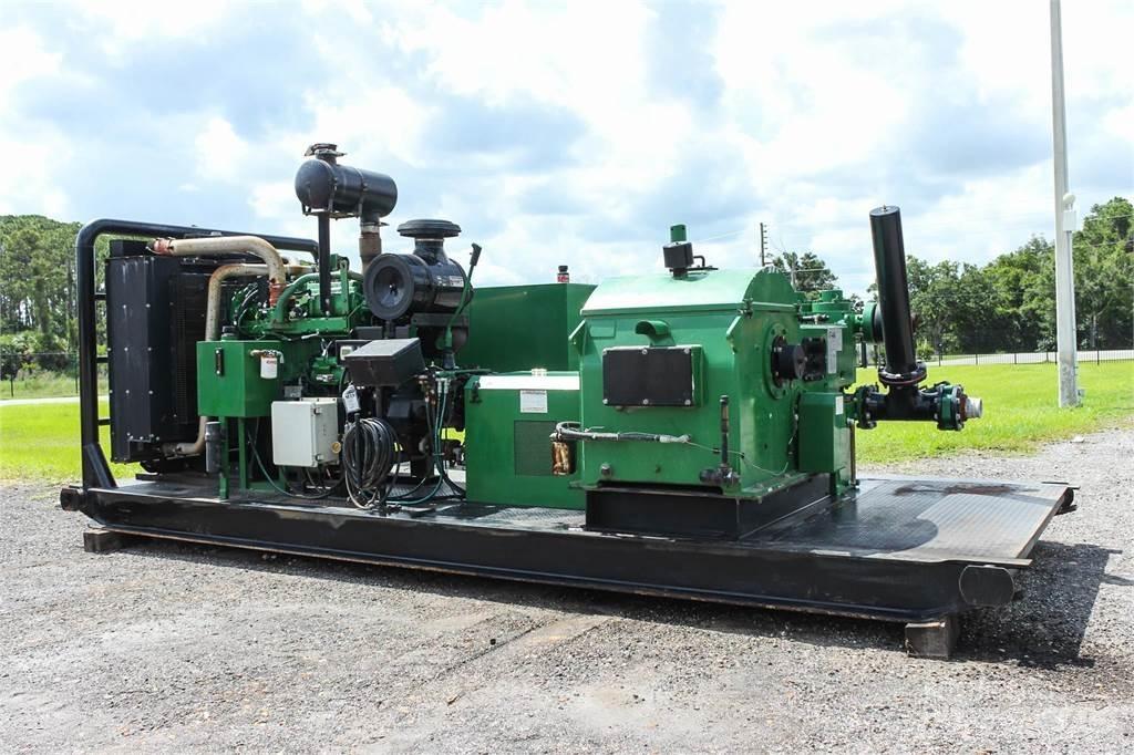  CUSTOM MADE VT-466 Vattenpumpar