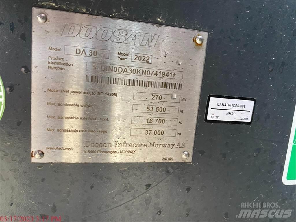 Develon DA30-5 Midjestyrd dumper