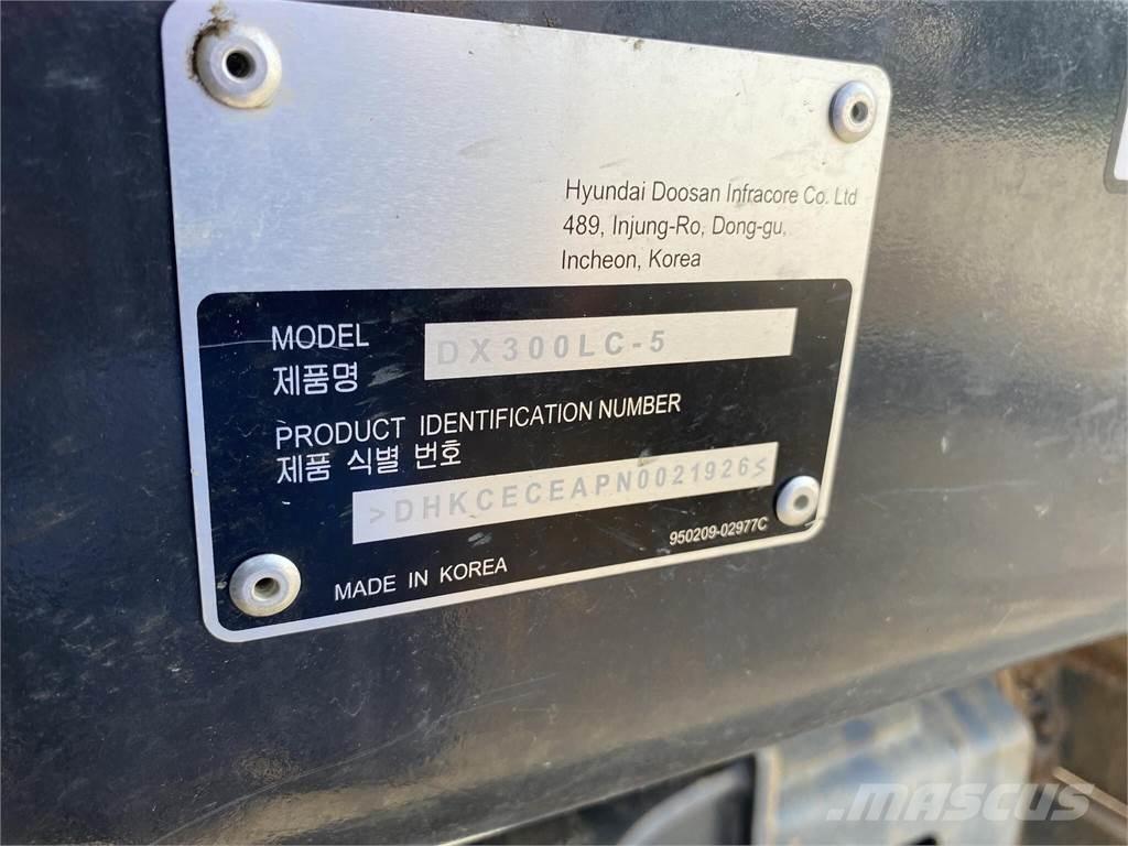Develon DX300 LC-5 Bandgrävare