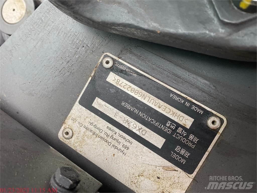 Develon DX62R-3 Bandgrävare