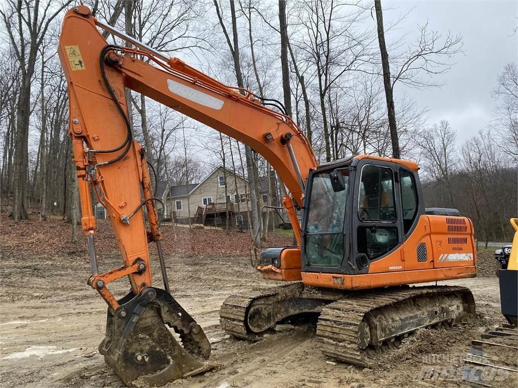 Doosan DX140 LC-3 Bandgrävare