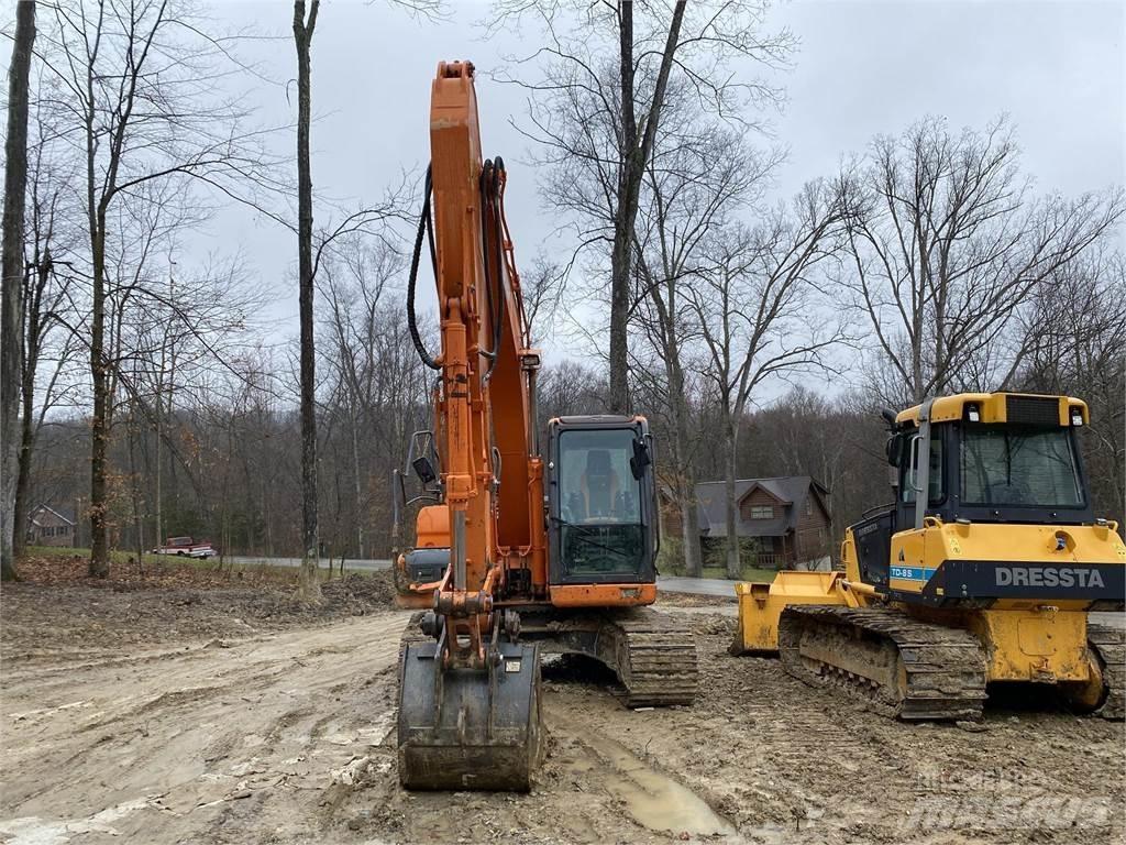 Doosan DX140 LC-3 Bandgrävare