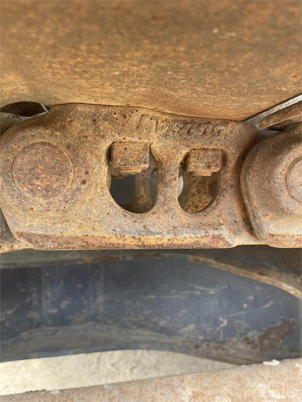 Doosan DX180 LC-5 Bandgrävare