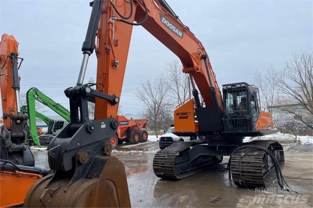Doosan DX380 LL-5 Bandgrävare