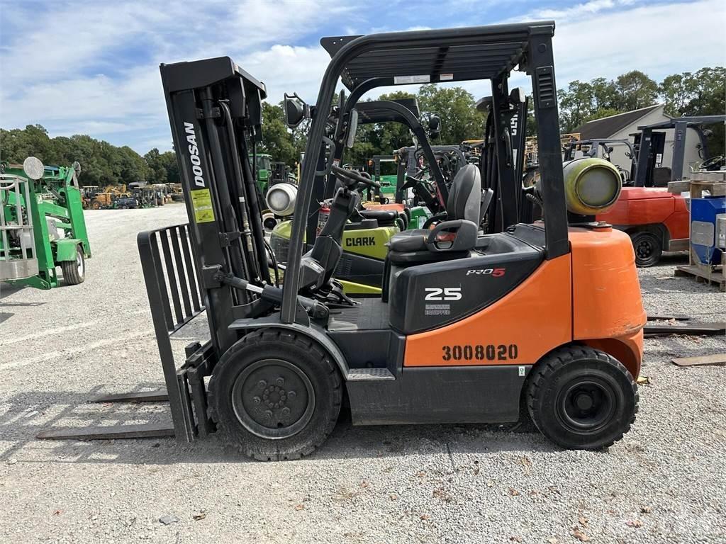 Doosan G25P-5 Övriga motviktstruckar
