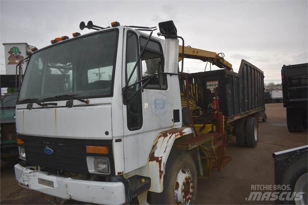 Ford CF8000 Kranbilar