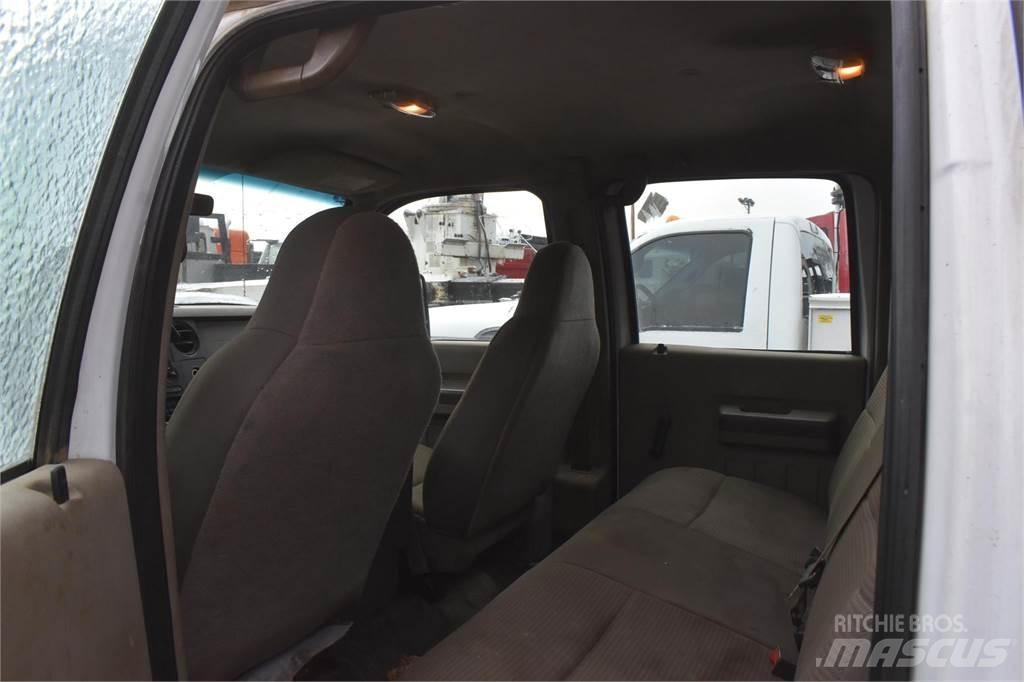 Ford F550 Plogbilar