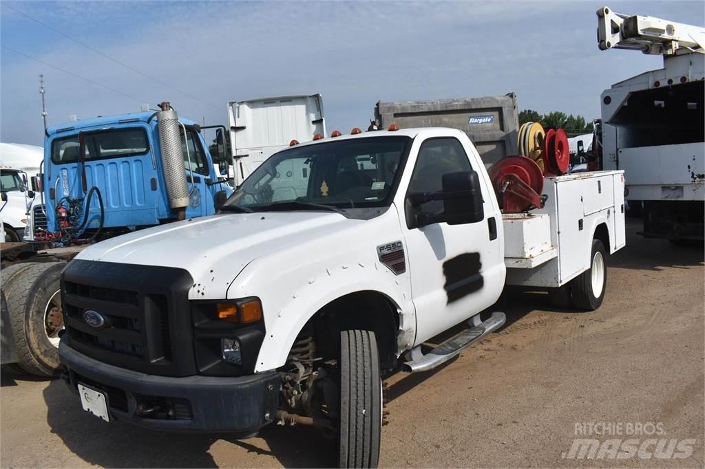 Ford F550 Plogbilar