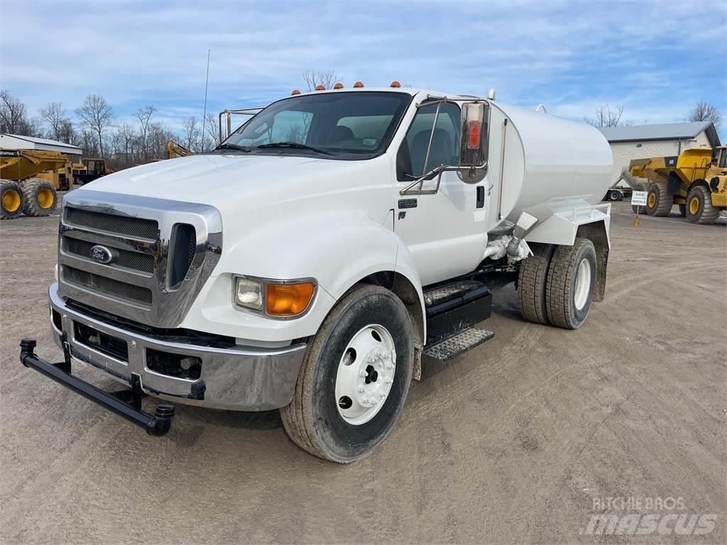 Ford F650 Vattentankbilar