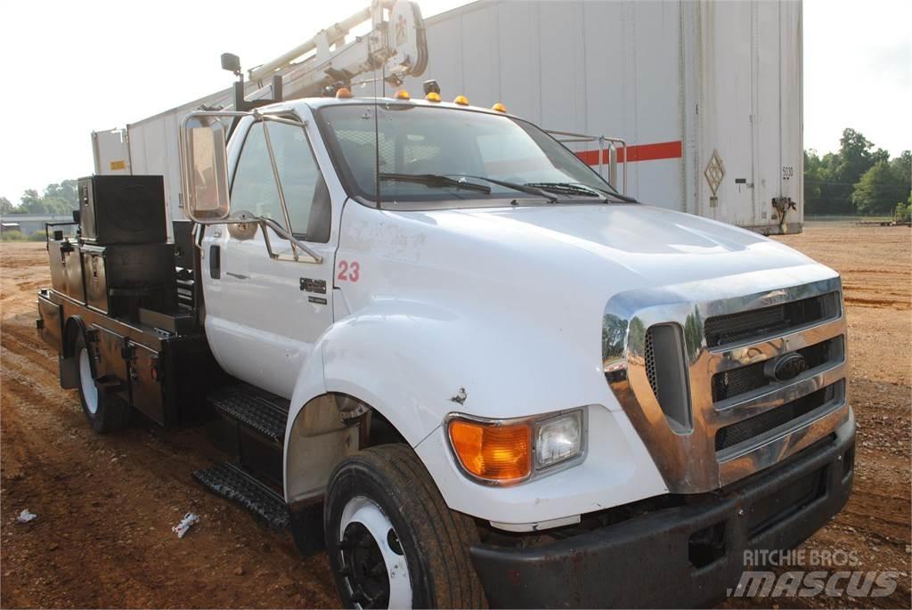 Ford F650 Plogbilar