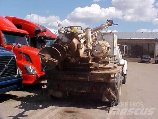 Ford F800 Plogbilar