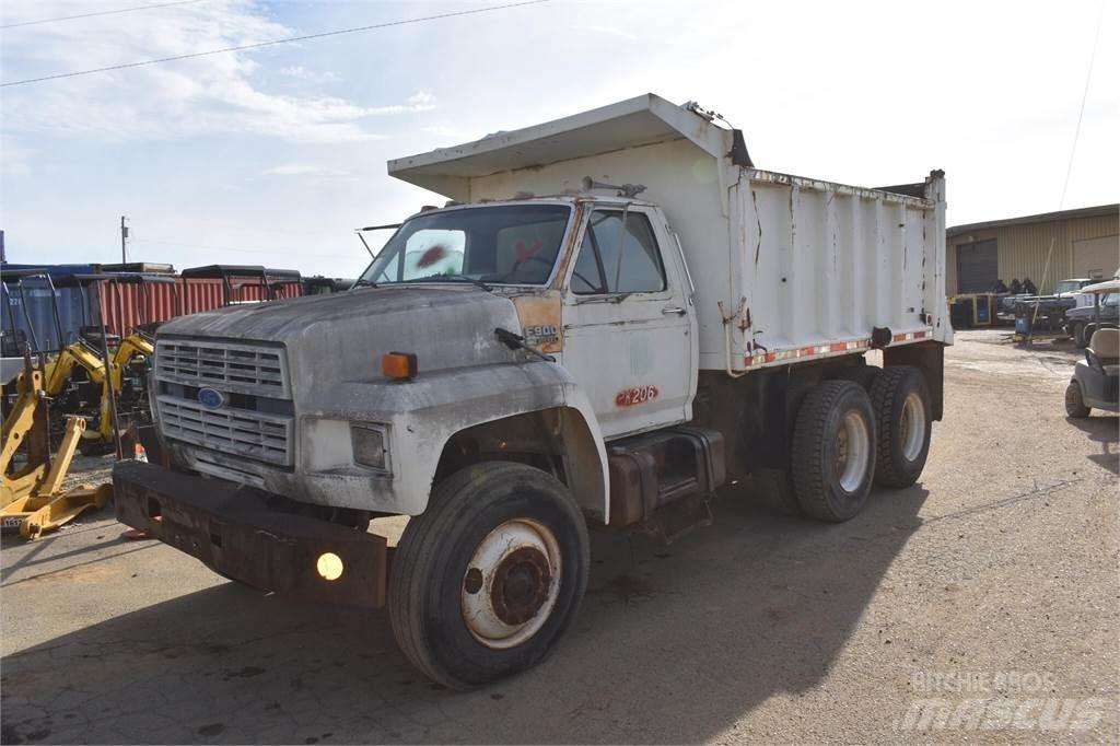 Ford F900 Tippbilar