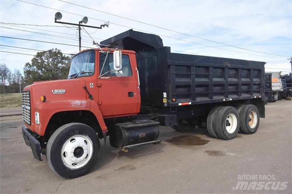 Ford L8000 Tippbilar