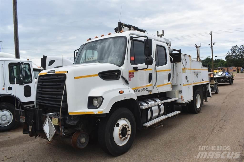 Freightliner 108SD Plogbilar