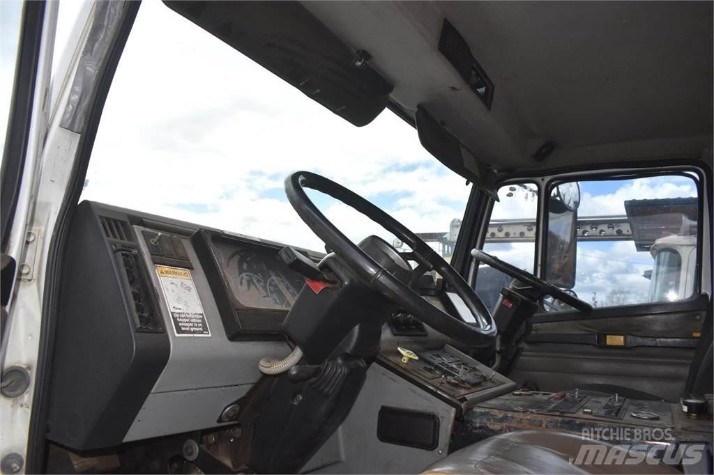 Freightliner FL70 Sopmaskiner