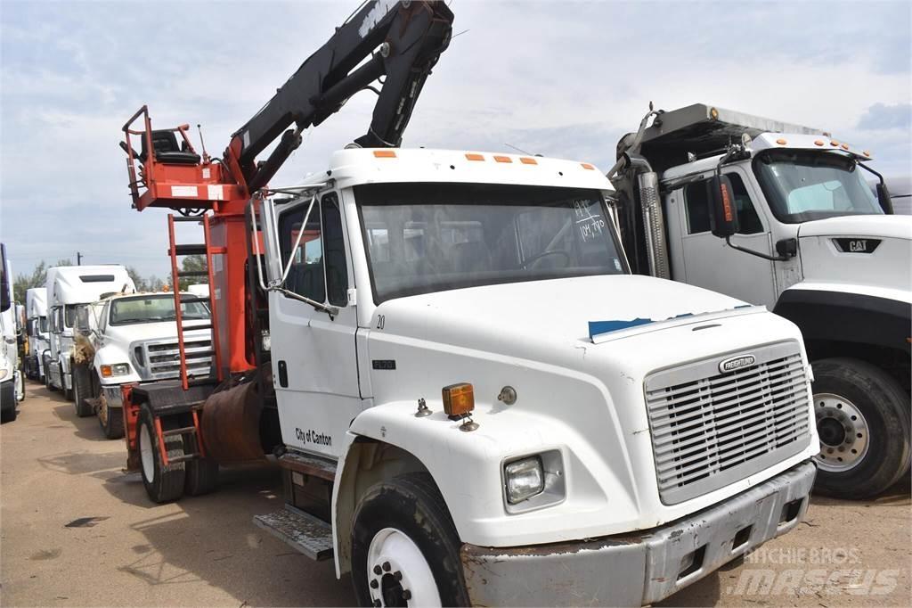 Freightliner FL70 Kranbilar