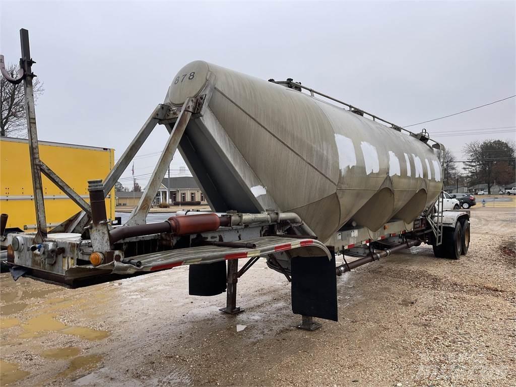 Fruehauf  Tanksläp