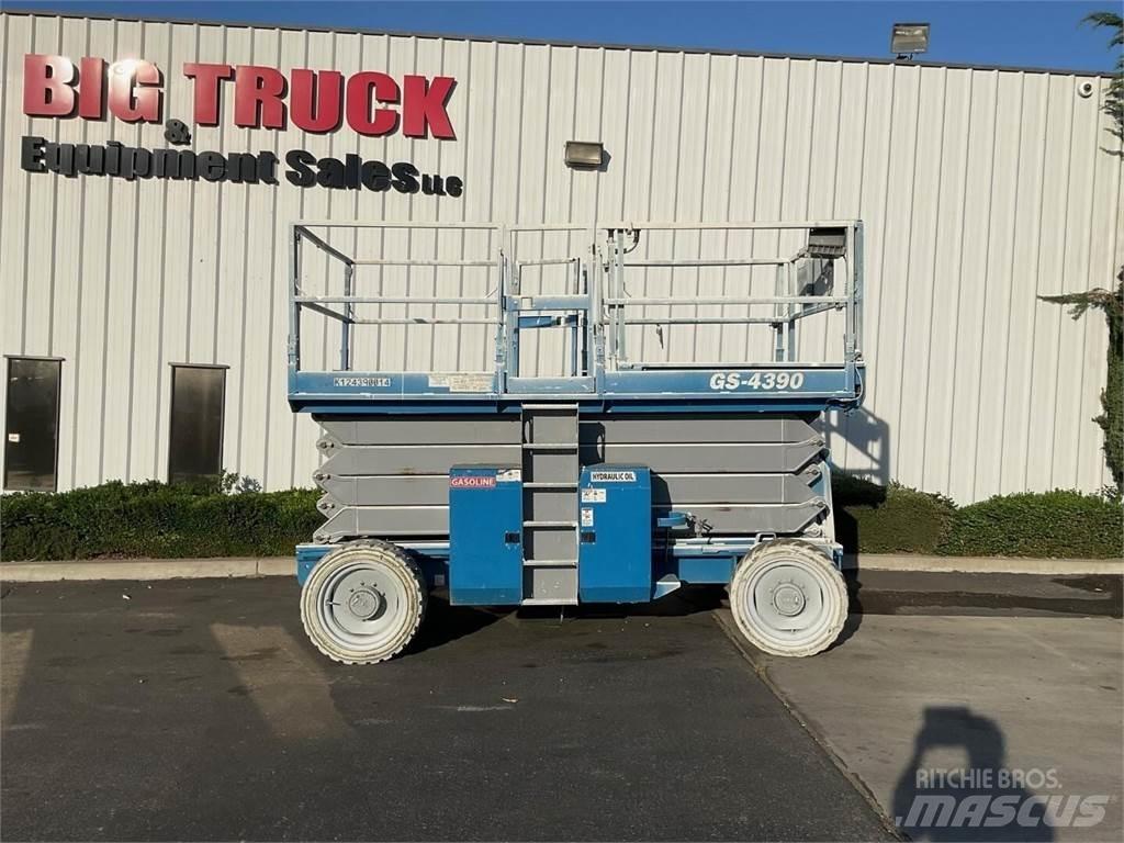 Genie GS4390RT Saxliftar