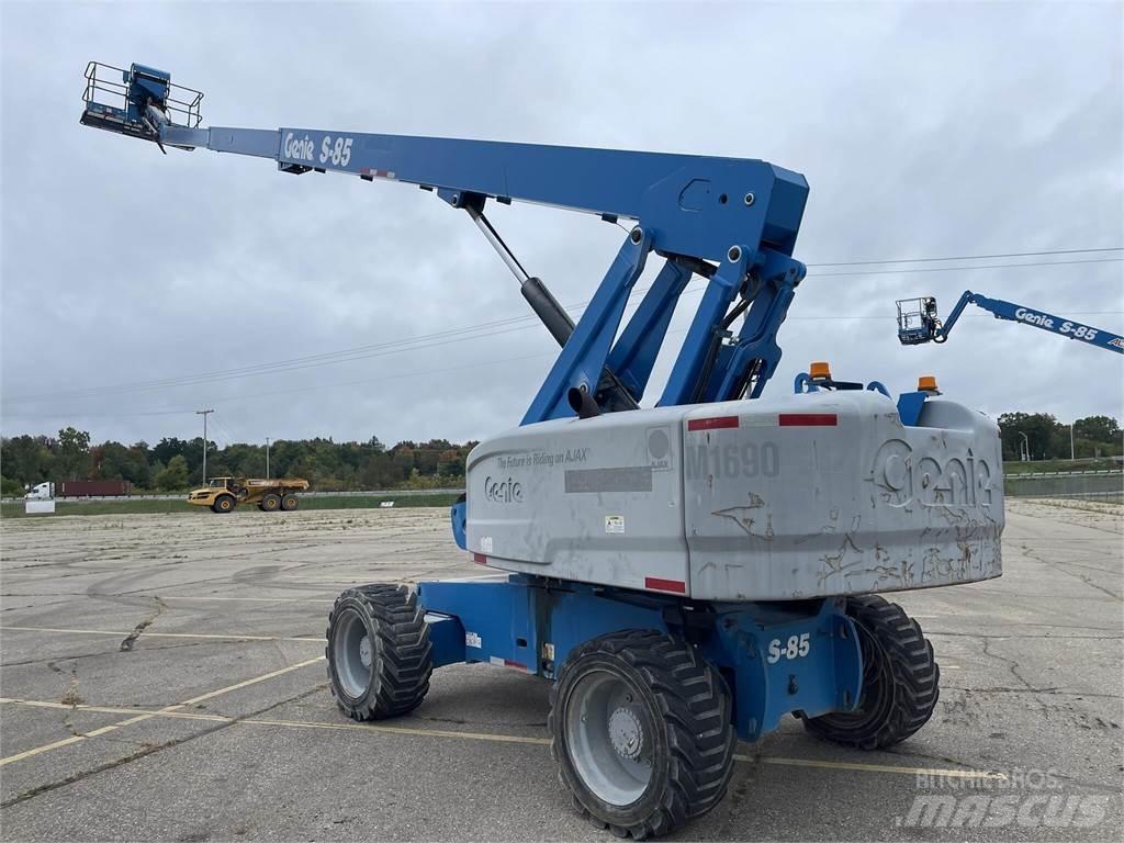 Genie S85 Teleskop bomliftar