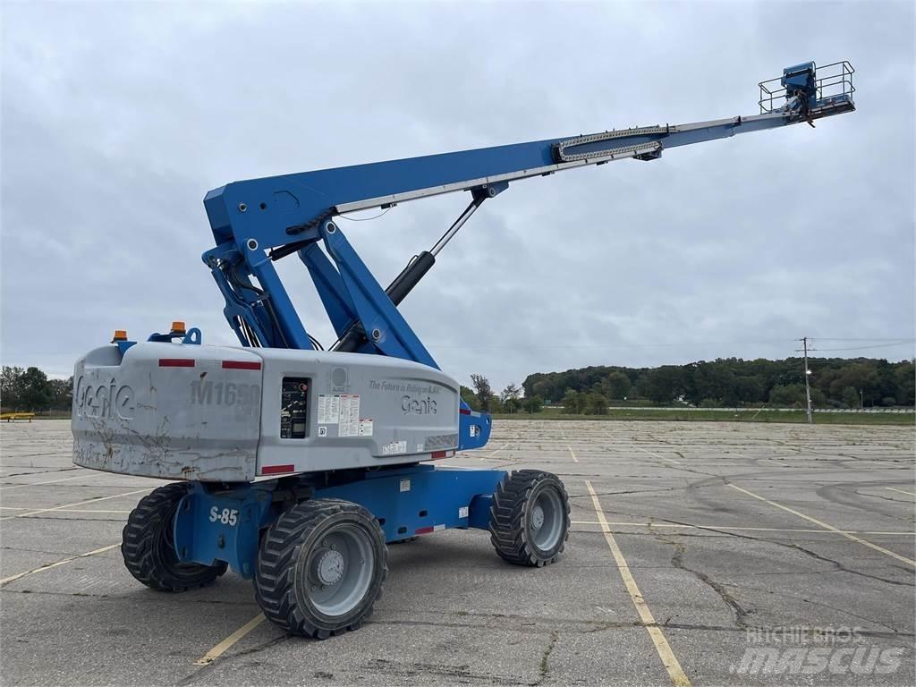 Genie S85 Teleskop bomliftar