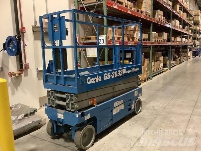 Genie Z45/25JIC Bomliftar
