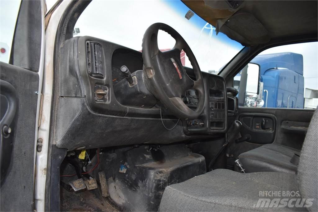 GMC TOPKICK C6500 Tankbilar