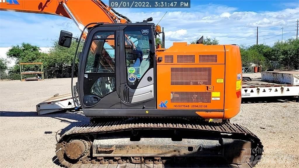 Hitachi ZX225US-6 Bandgrävare