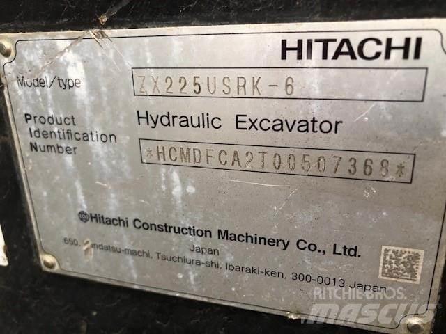 Hitachi ZX225USRK-6 Bandgrävare