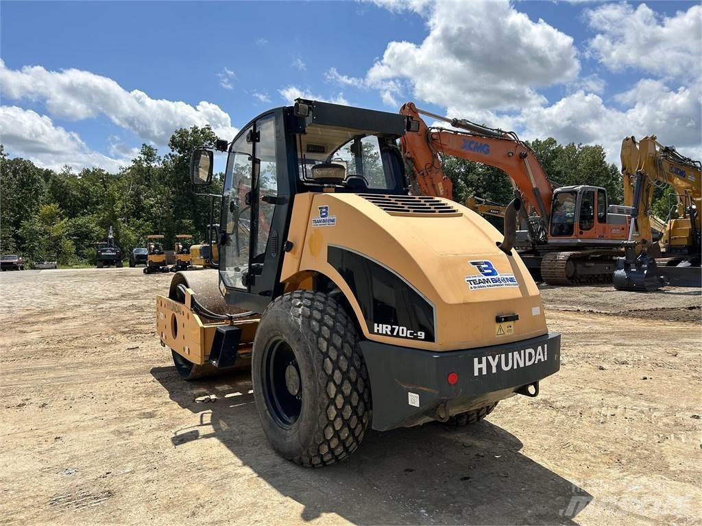 Hyundai HR70C Tvåvalsvältar