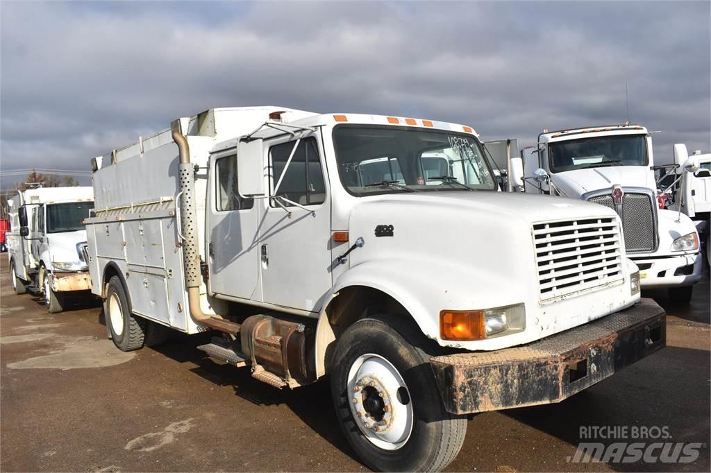 International 4700 Plogbilar