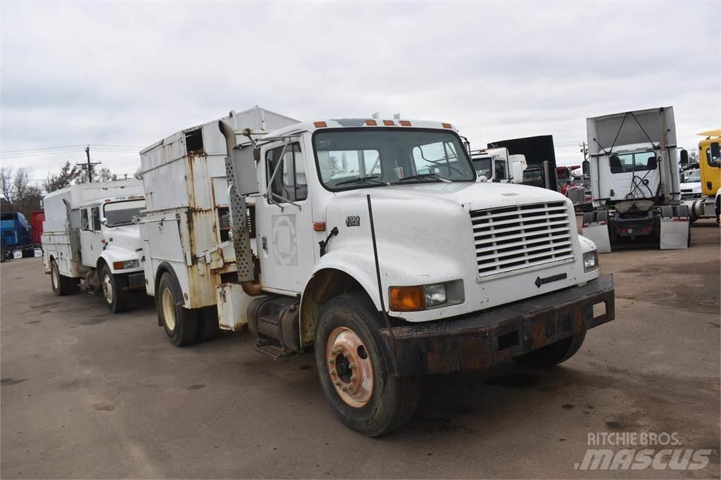 International 4700 Plogbilar