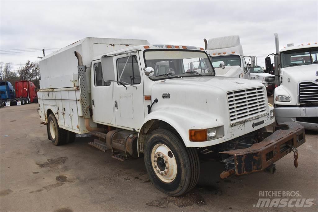 International 4700 Plogbilar
