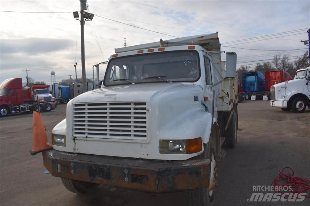 International 4700 Tippbilar