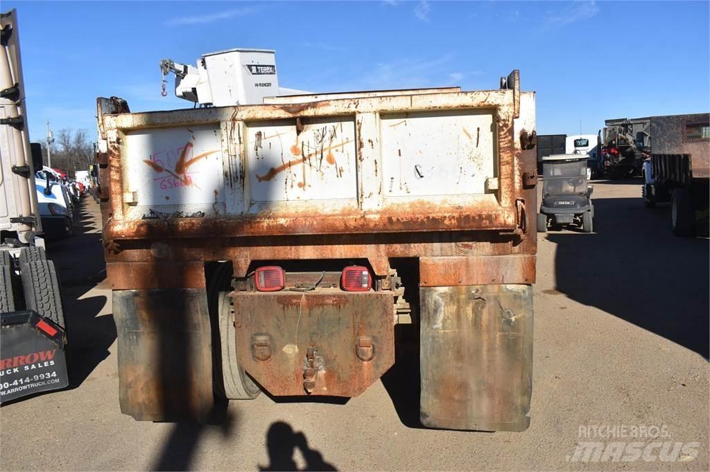 International 4700 Tippbilar