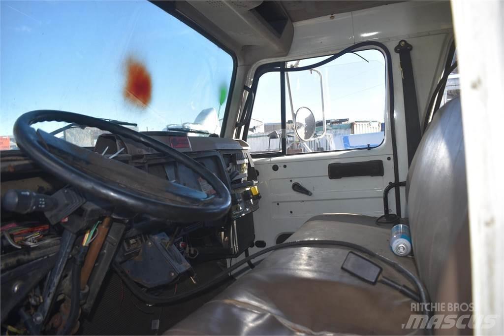 International 4700 Tippbilar