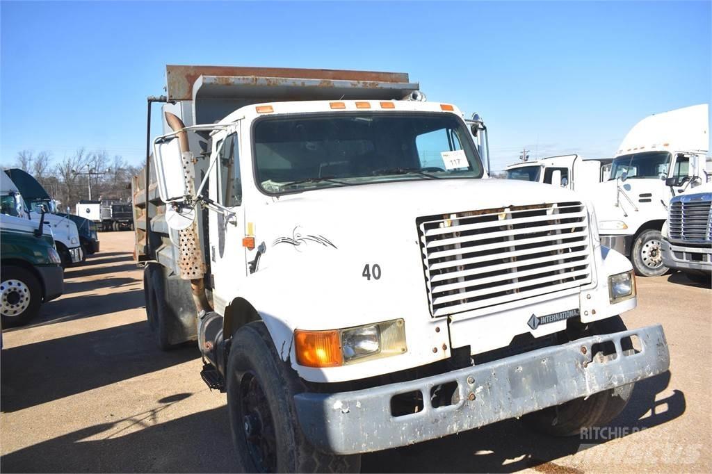 International 4900 Tippbilar