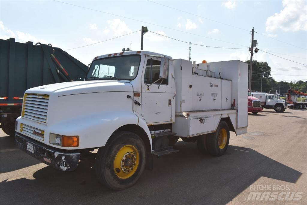 International 8200 Tankbilar