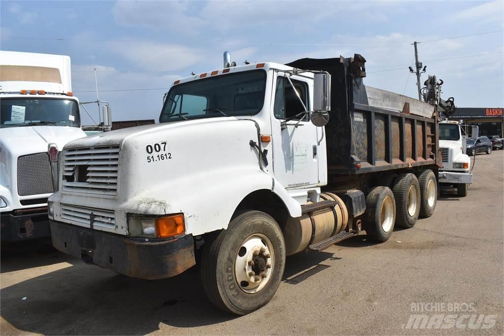 International 8200 Tippbilar