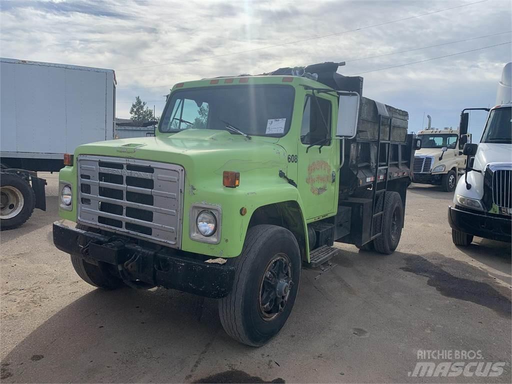 International M1754 Tippbilar