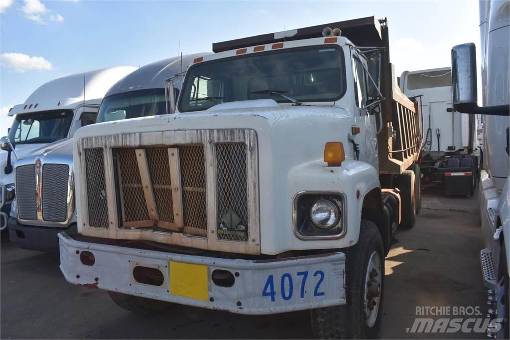International S2600 Tippbilar