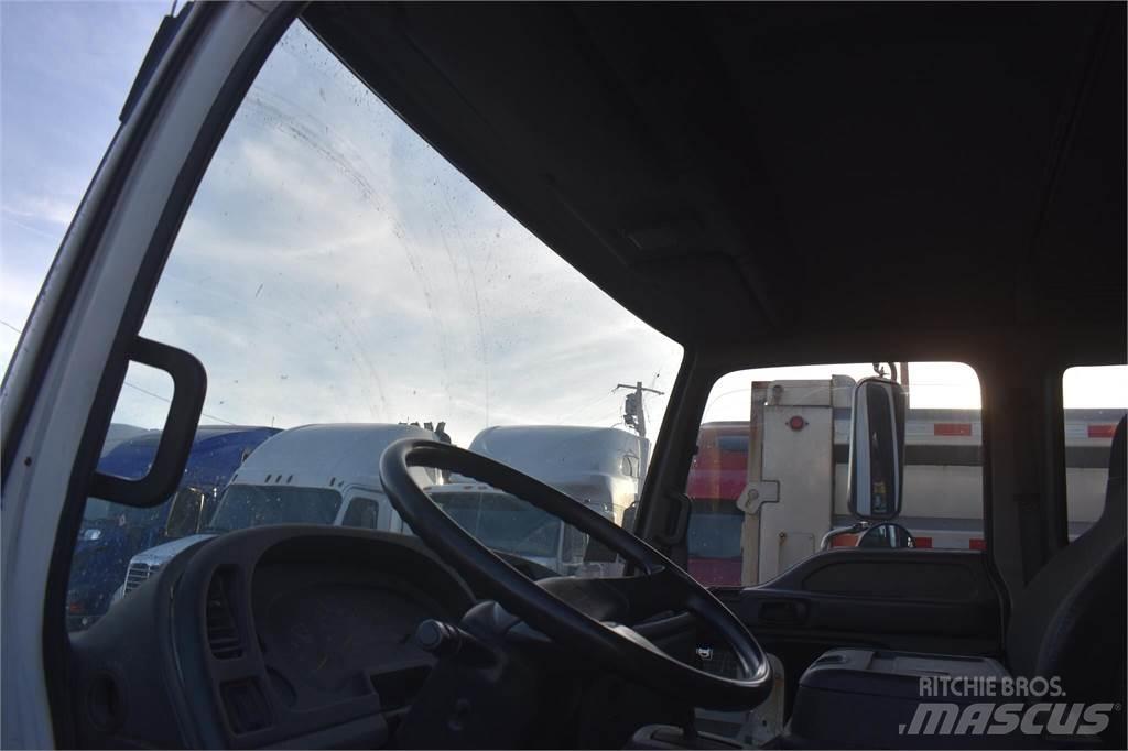 Isuzu FTR Tippbilar