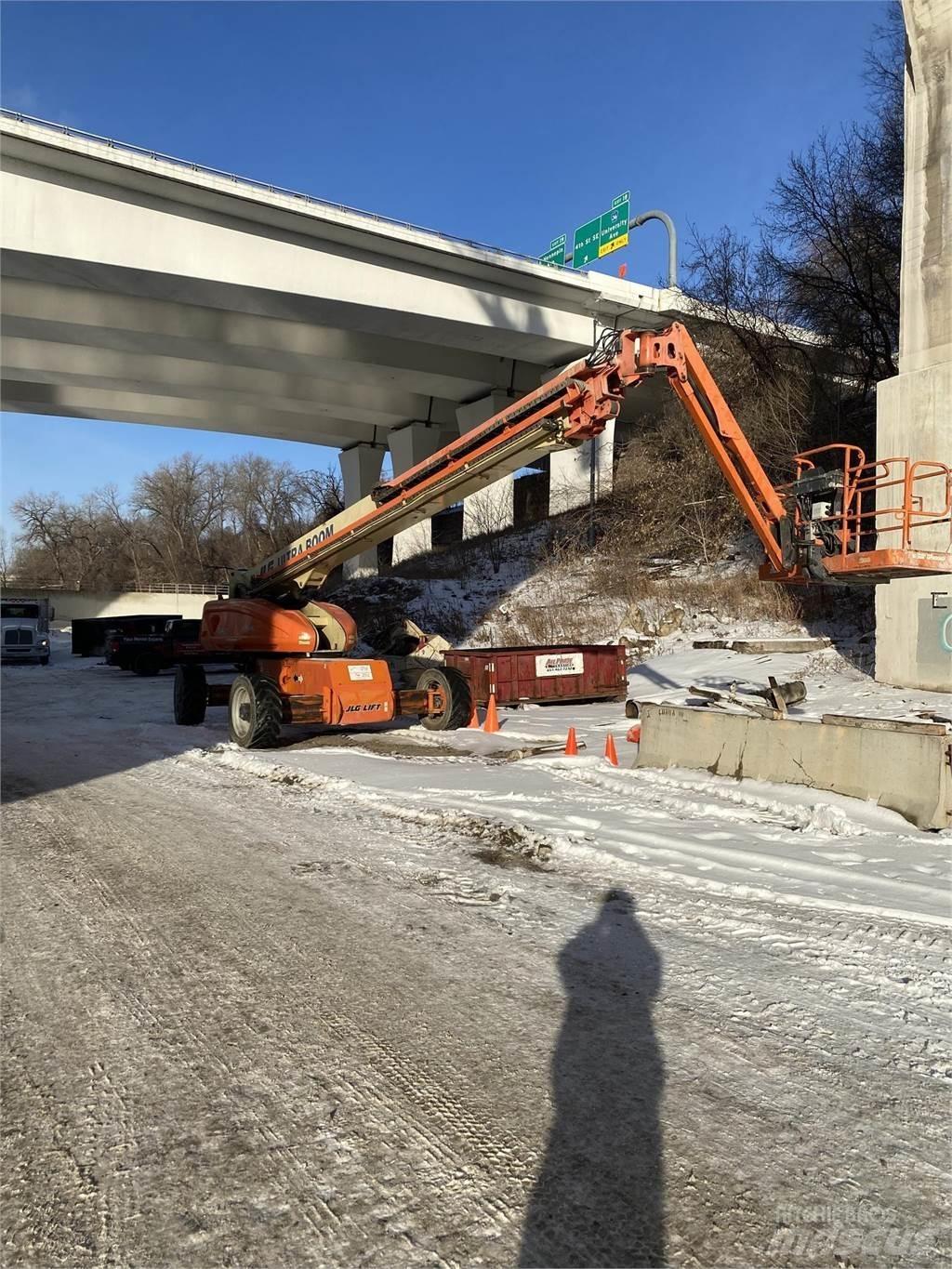 JLG 1350SJP Teleskop bomliftar