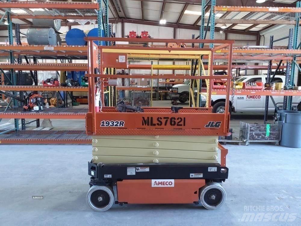 JLG 1932R Saxliftar