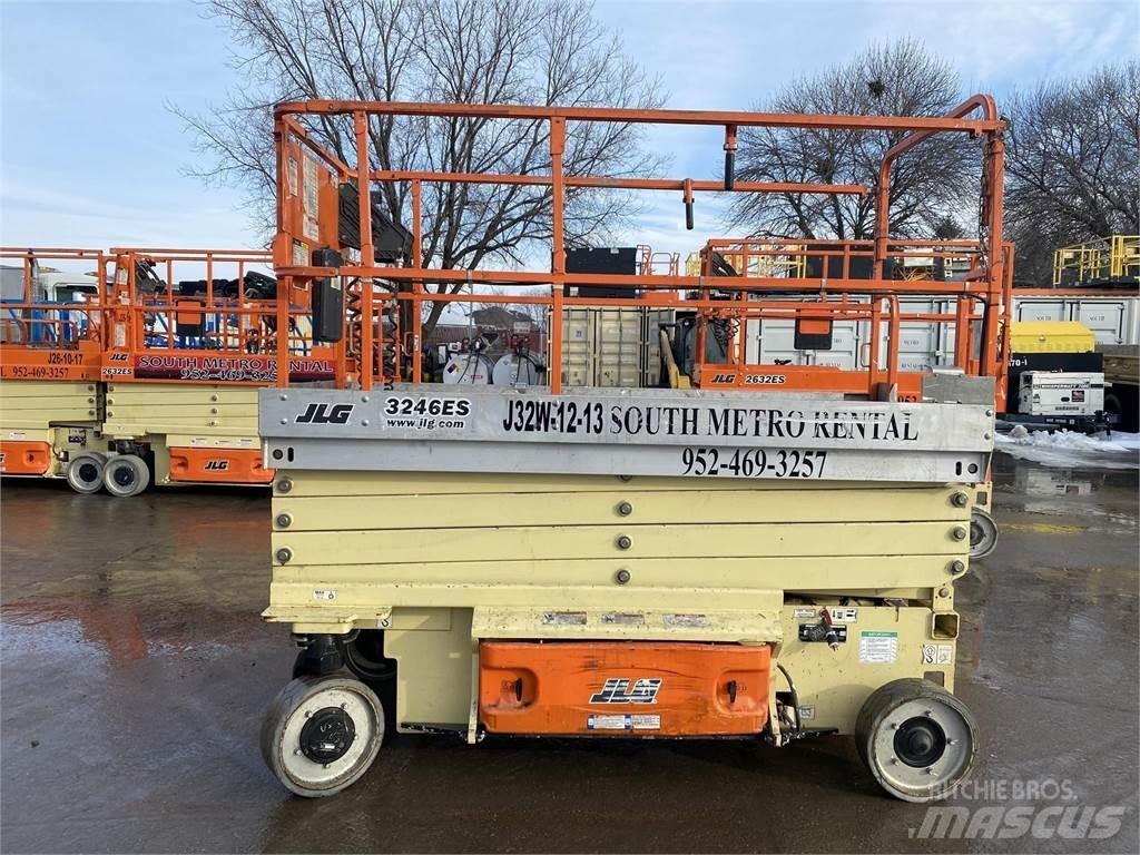 JLG 3246ES Saxliftar