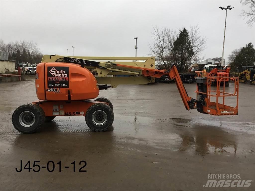 JLG 450AJ Bomliftar